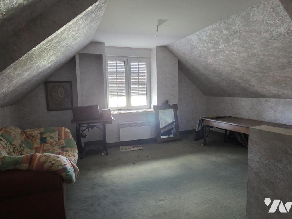 VENTE maison-CHATEAU GONTIER (53)