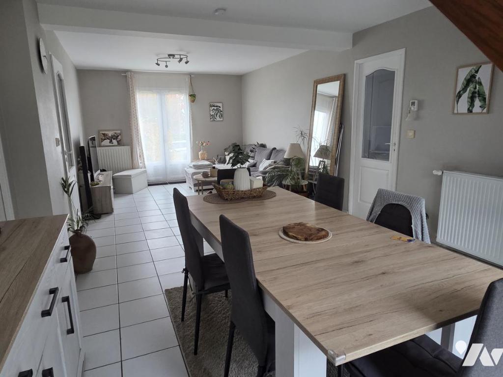 VENTE maison-CHATEAU GONTIER (53)