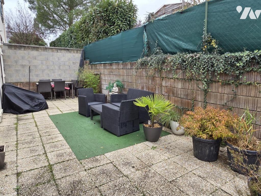 VENTE maison-CHATEAU GONTIER (53)