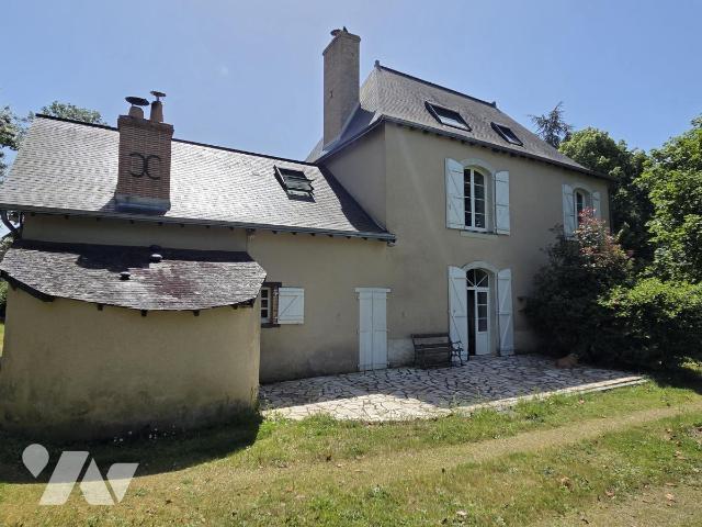 Maison 7 pièces 196 m² · à Château-Gontier-sur-Mayenne · 196 m² · 320 000 €