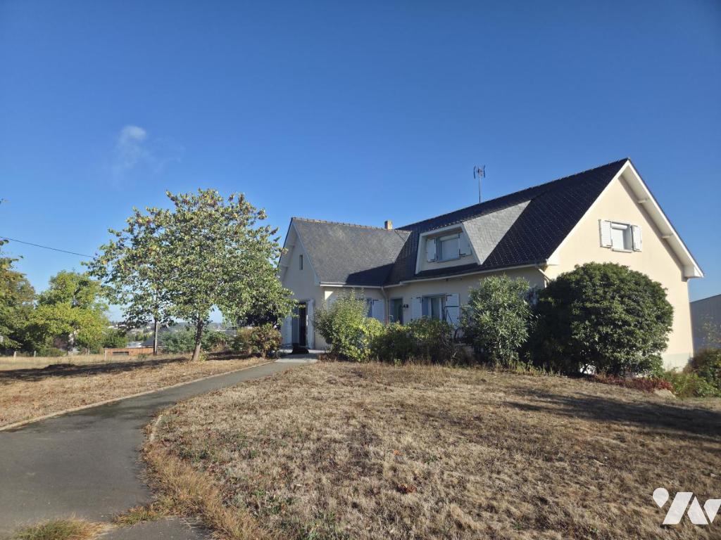 Maison 7 pièces 143 m² · à Château-Gontier-sur-Mayenne · 143 m² · 250 000 €