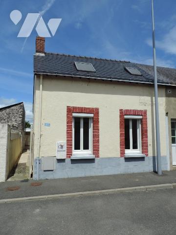 Maison 3 pièces 84 m² · à Évron · 83,8 m² · 80 000 €