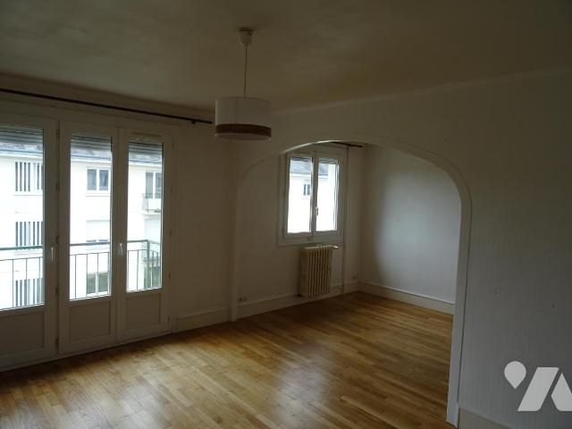 Appartement 74 m² · à Laval · 74 m² · 110 000 €