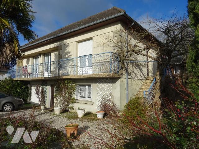 Maison 4 pièces 116 m² · à Sainte-Suzanne-Et-Chammes · 116 m² · 114 000 €