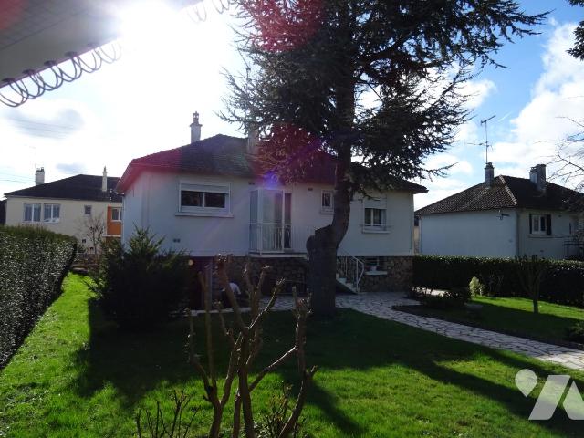 Maison 4 pièces 81 m² · à L'Huisserie · 81 m² · 150 000 €
