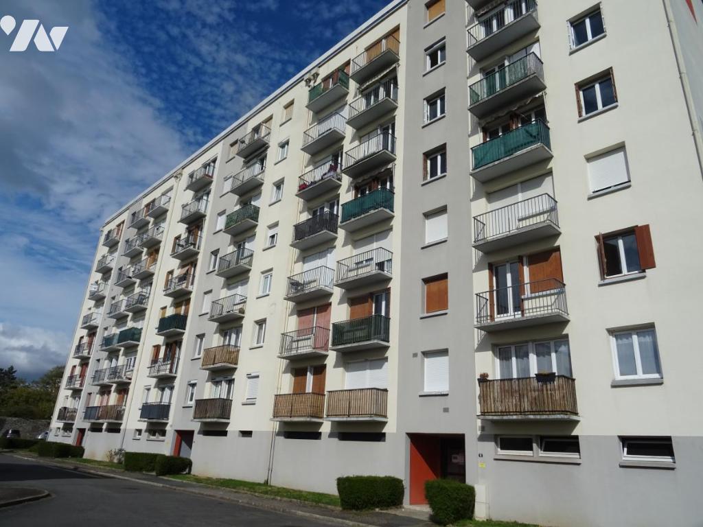 Appartement 4 pièces 94 m² · à Laval · 94 m² · 130 000 €