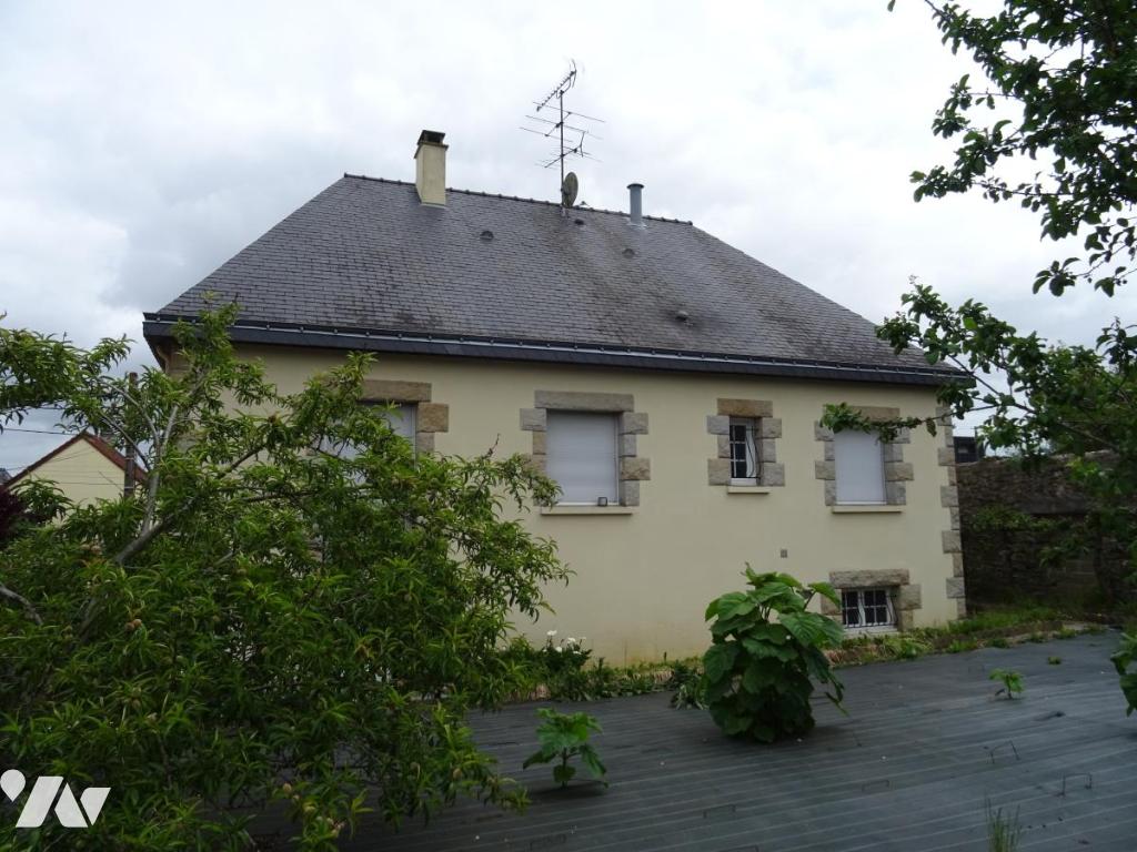 Maison 6 pièces 109 m² · à Laval · 109 m² · 200 000 €
