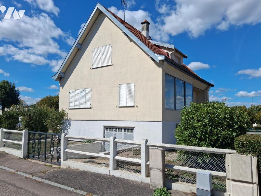 Maison 100 m² · à Vittel · 100 m² · 121 300 €