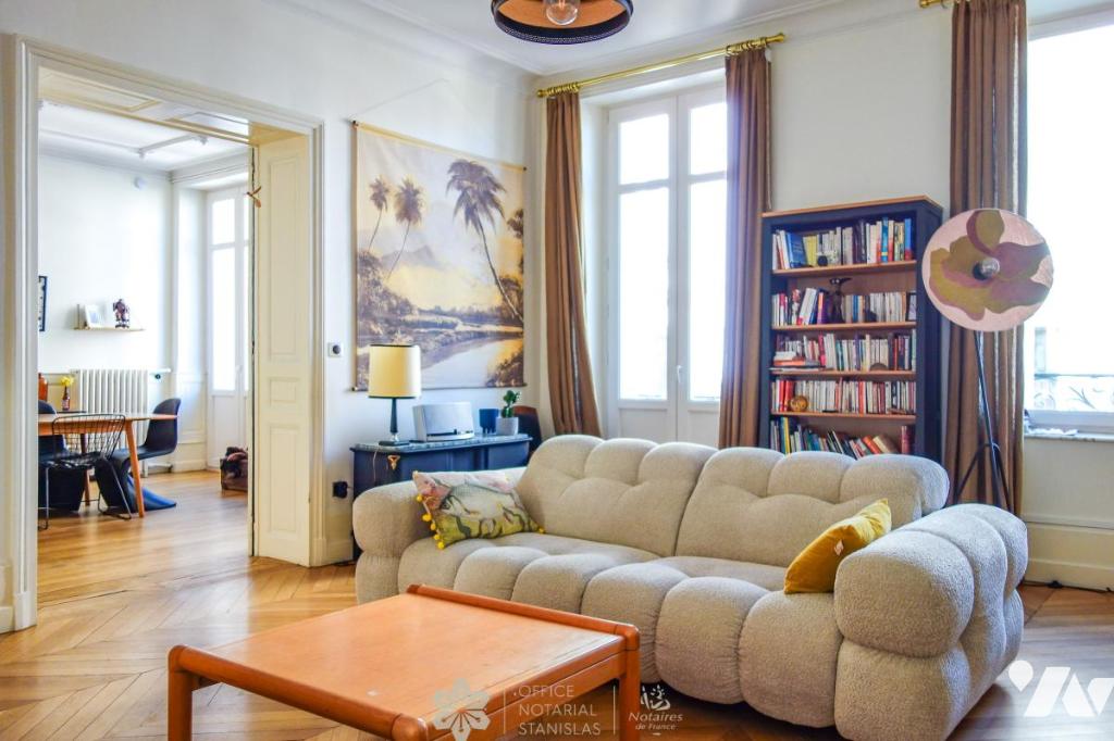 Appartement 5 pièces 129 m² · à Nancy · 128,7 m² · 332 000 €