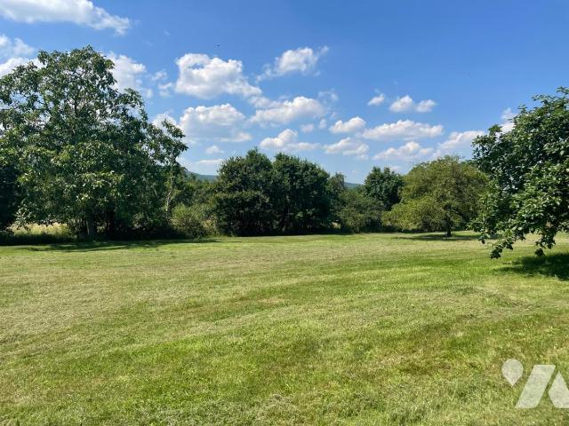 Terrain 1813 m² · à Pont-À-Mousson · 1 813 m² · 200 000 €