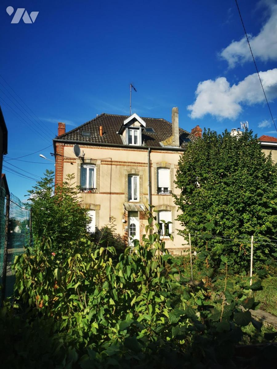 Immeuble 4 pièces 207 m² · à Jarny · 207 m² · 245 000 €