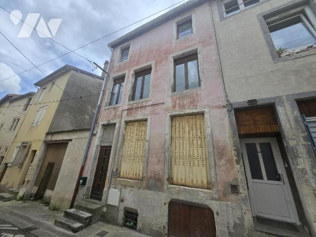 Maison 6 pièces 198 m² · à Toul · 197,8 m² · 75 000 €