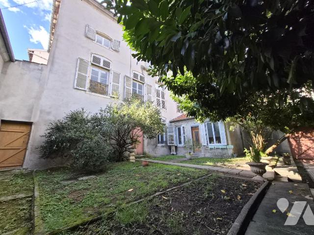 Appartement 5 pièces 145 m² · à Toul · 145 m² · 121 500 €