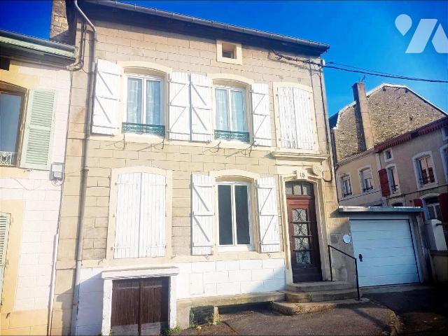 Maison 3 pièces 106 m² · à Stenay · 106 m² · 46 000 €