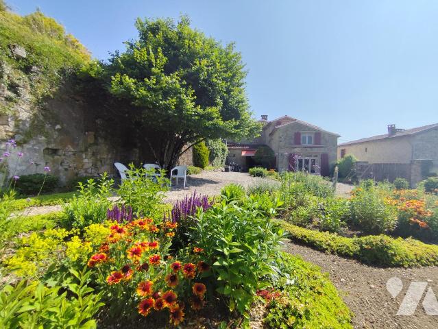 Maison 10 pièces 225 m² · à Dun-sur-Meuse · 225 m² · 190 000 €