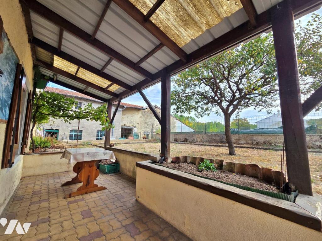 Maison 100 m² · à Dompcevrin · 100 m² · 35 000 €