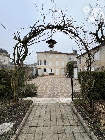 Maison 14 pièces 402 m² · à Verdun · 402,4 m² · 315 000 €