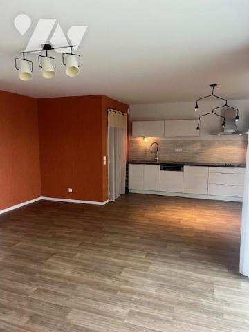 Appartement 5 pièces 86 m² · à Séné · 86,4 m² · 320 000 €