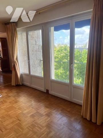 Appartement 4 pièces 81 m² · à Vannes · 80,9 m² · 190 000 €