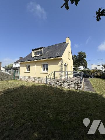 Maison 5 pièces 93 m² · à Ploeren · 92,5 m² · 390 000 €