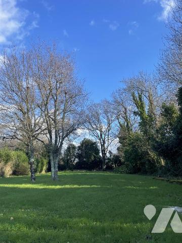 Terrain 719 m² · à Sarzeau · 719 m² · 200 000 €