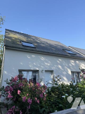 Maison 5 pièces 105 m² · à Plougoumelen · 104,6 m² · 360 000 €
