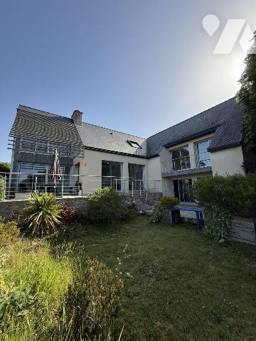 Maison 7 pièces 182 m² · à Baden · 182 m² · 1 100 000 €