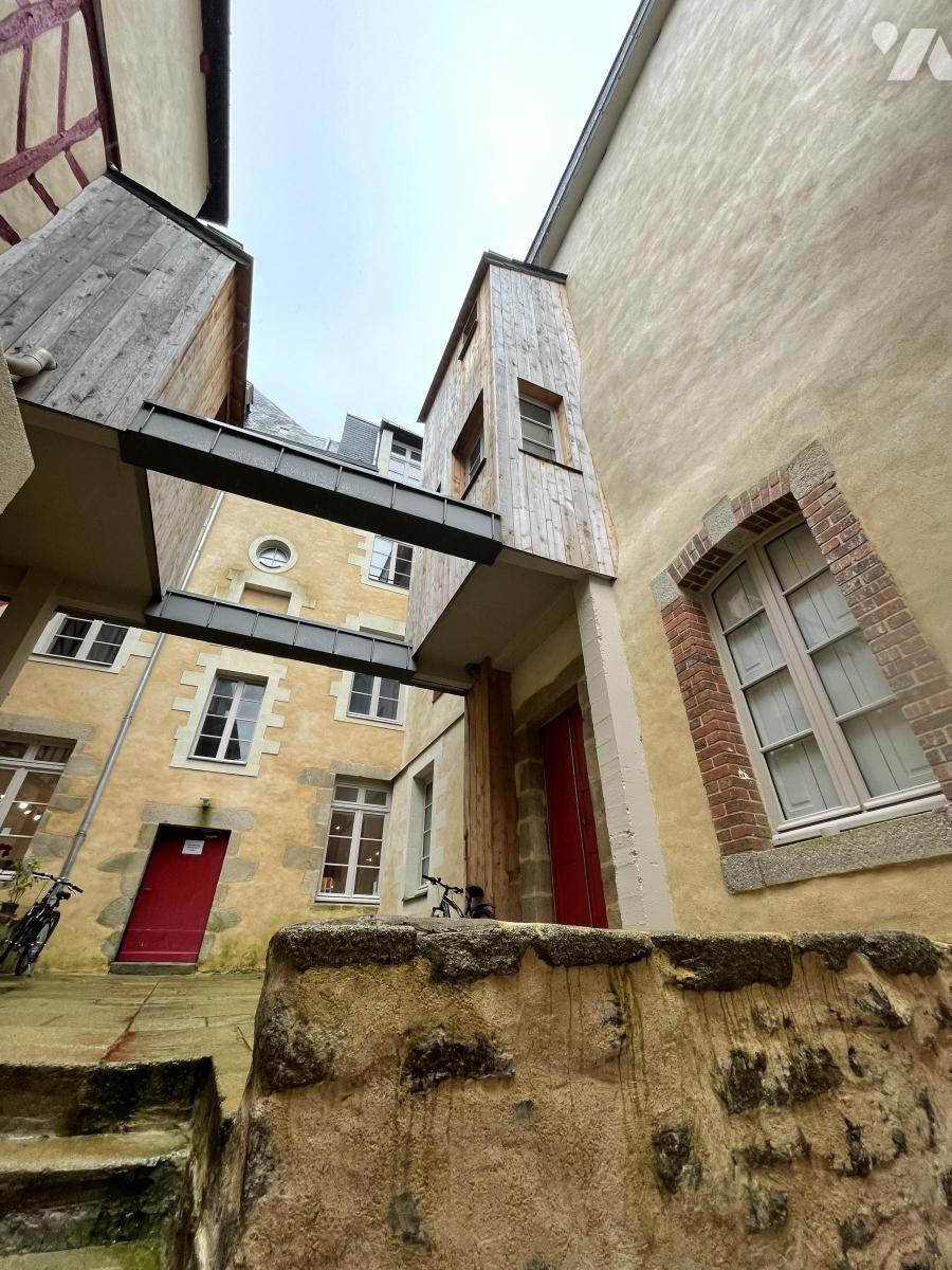 Immeuble 3 pièces 100 m² · à Vannes · 100 m² · 740 000 €