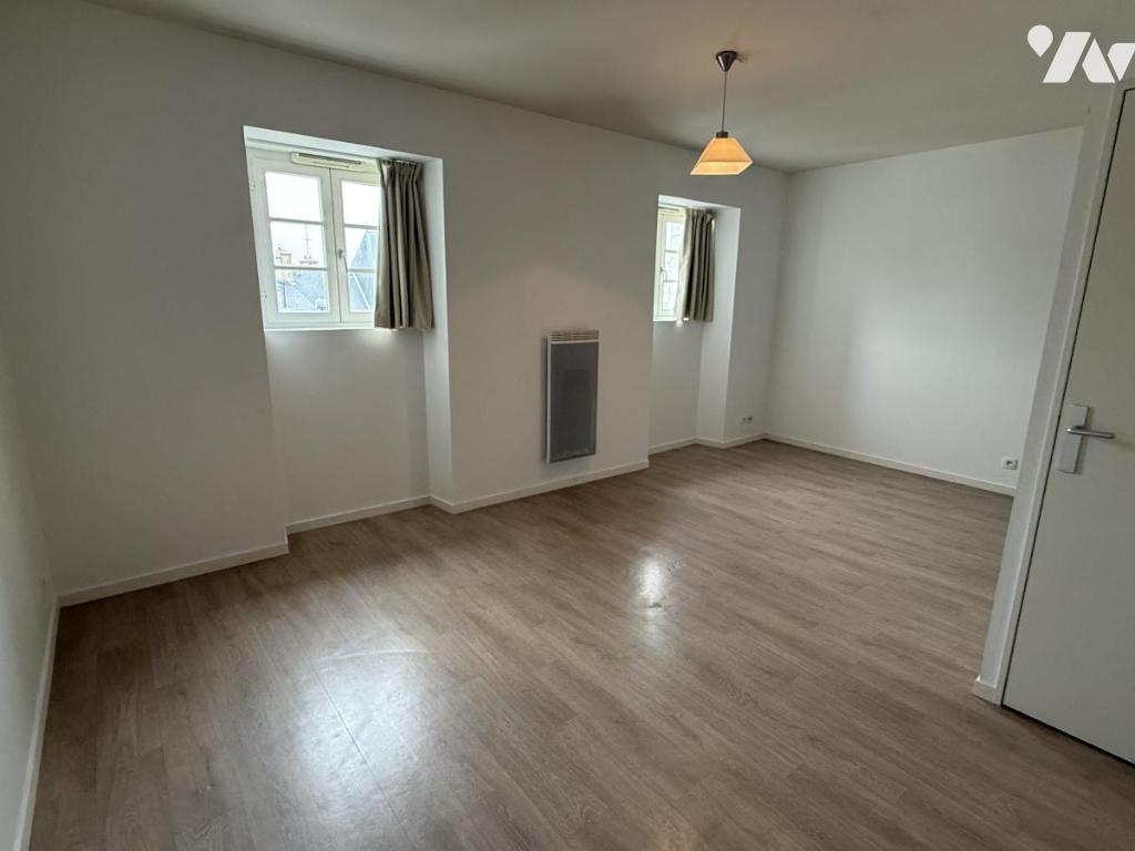 Appartement 1 pièce 28 m² · à Vannes · 27,9 m² · 120 000 €