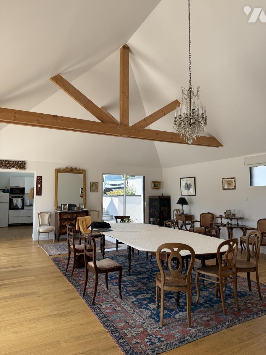Maison 5 pièces 140 m² · à Monterblanc · 140 m² · 430 000 €