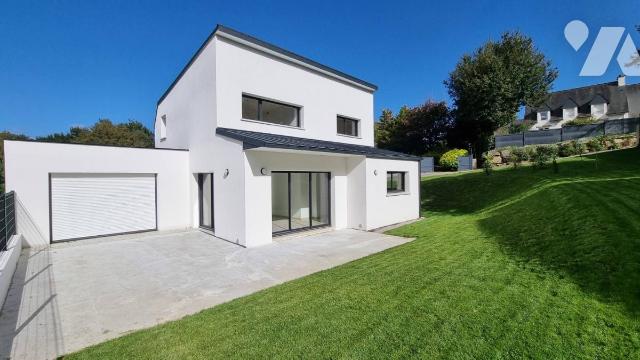 Maison 6 pièces 147 m² · à Elven · 147 m² · 499 000 €