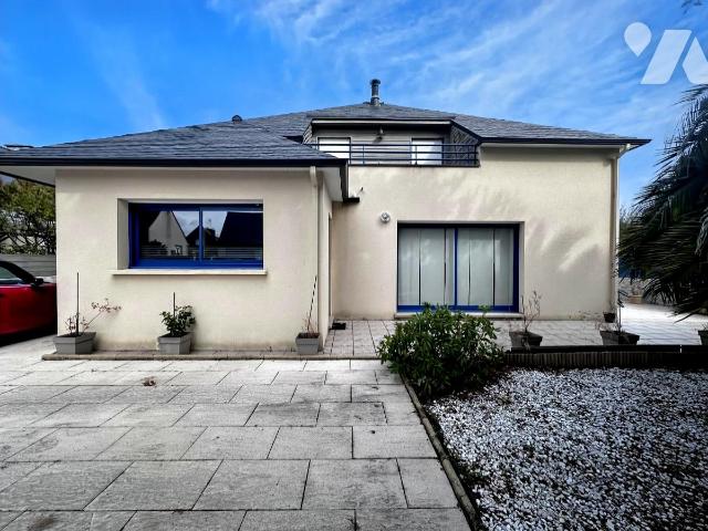 Maison 187 m² · à Saint-Avé · 187 m² · 721 000 €