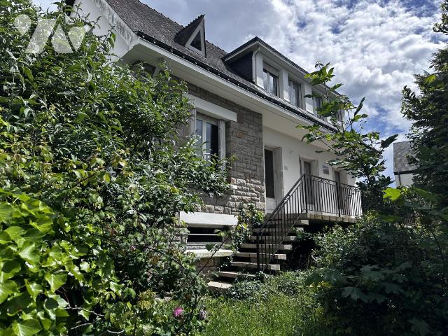 Maison 111 m² · à Bono · 111 m² · 415 000 €