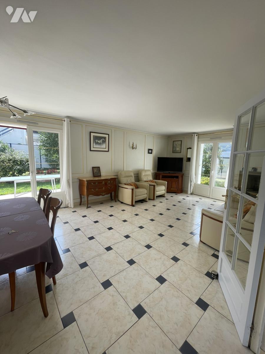 VENTE maison-VANNES (56)