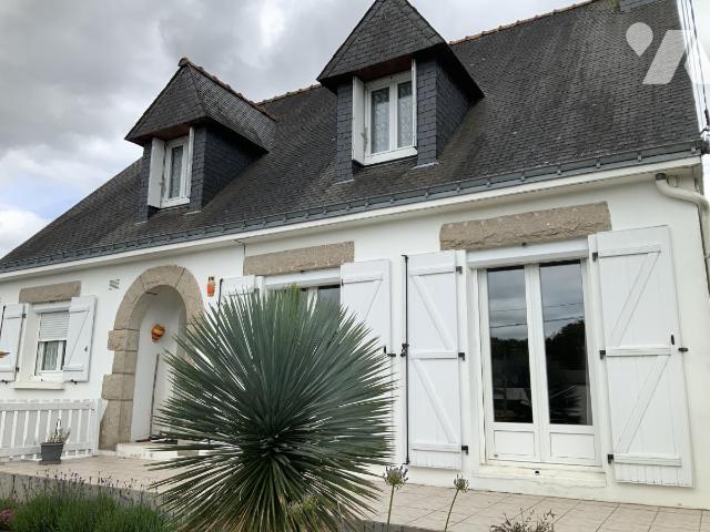 Maison 5 pièces 119 m² · à Elven · 118,6 m² · 300 000 €