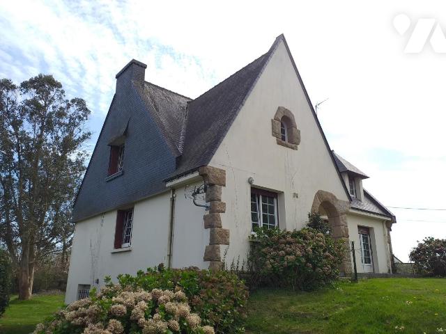 Maison 9 pièces 150 m² · à Locqueltas · 150 m² · 650 000 €
