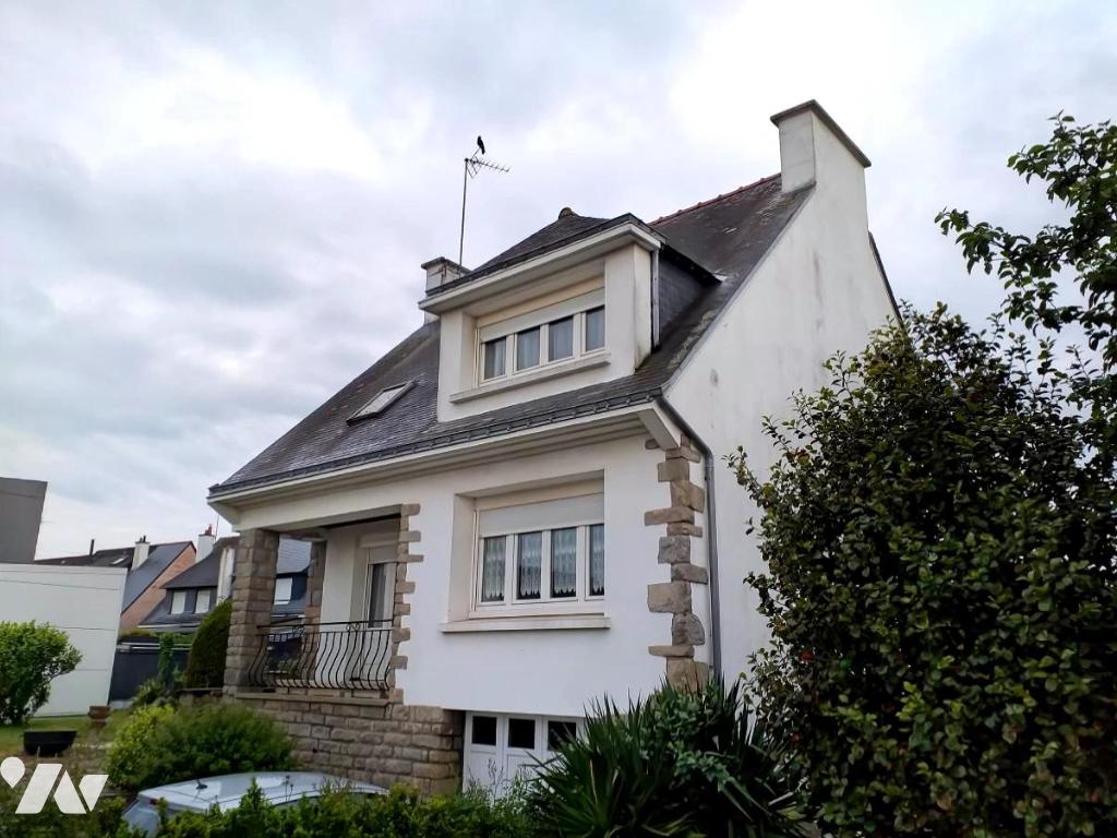 Maison 5 pièces 100 m² · à Saint-Avé · 99,6 m² · 300 000 €