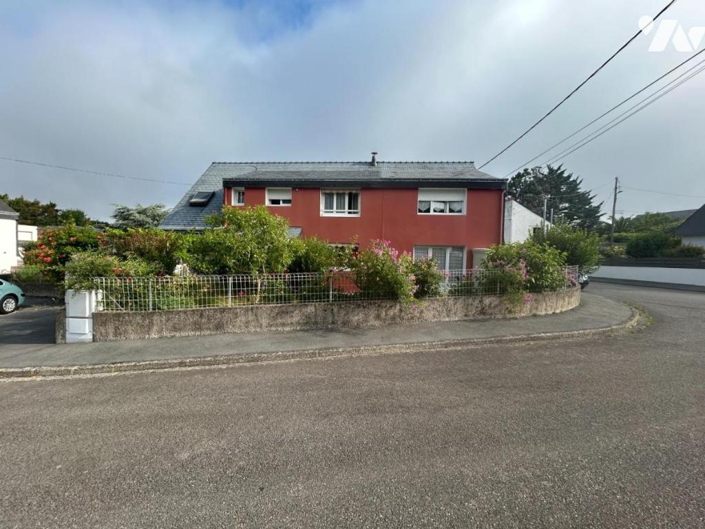 Maison 6 pièces 179 m² · à Lorient · 179 m² · 385 000 €