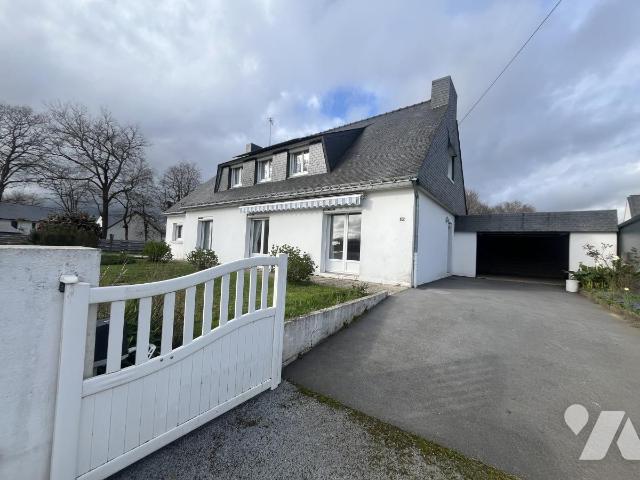 Maison 9 pièces 166 m² · à Ploeren · 166 m² · 485 000 €
