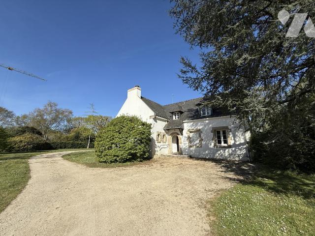 Maison 7 pièces 185 m² · à Plumergat · 185 m² · 480 000 €