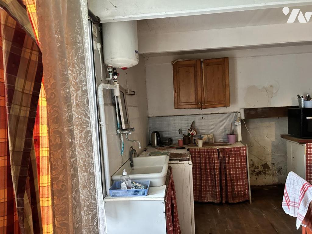 Appartement 94 m² · au Palais · 94 m² · 180 000 €