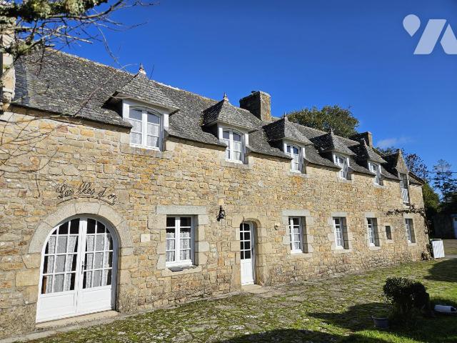 Maison 11 pièces 266 m² · à Ploemel · 266 m² · 650 000 €