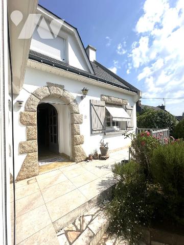 Maison 5 pièces 130 m² · à Inzinzac-Lochrist · 130 m² · 220 000 €