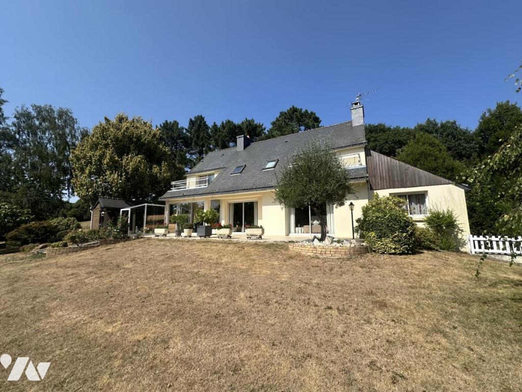 Maison 5 pièces 164 m² · à Hennebont · 164 m² · 400 000 €