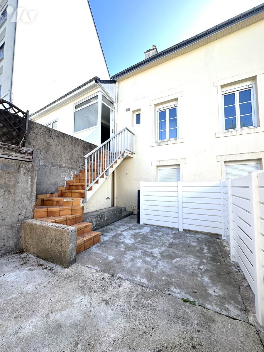 Maison 6 pièces 111 m² · à Hennebont · 111 m² · 220 000 €