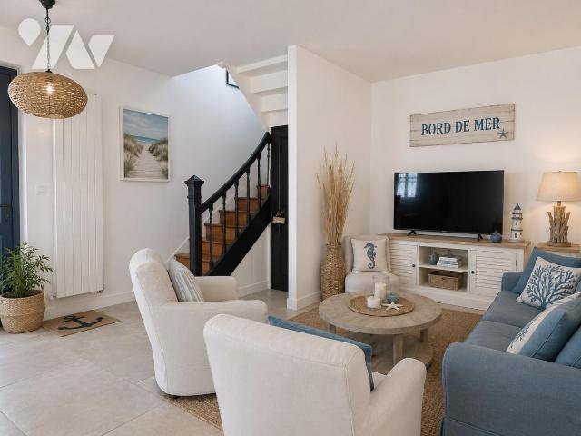 Maison 6 pièces 136 m² · à Port-Louis · 136,4 m² · 365 000 €