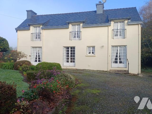 Maison 5 pièces 99 m² · à Lanvaudan · 98,5 m² · 180 000 €