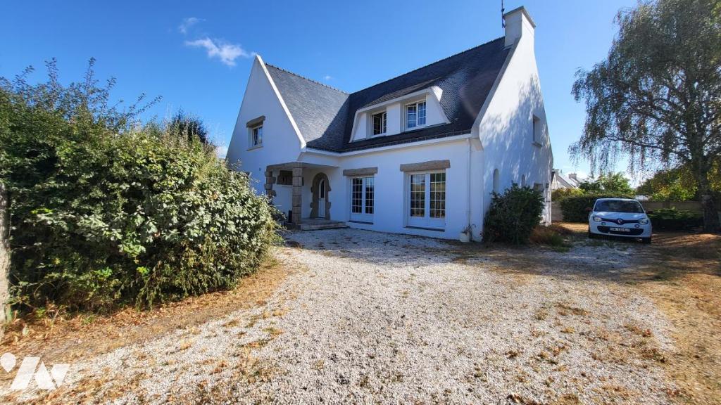 Maison 8 pièces 213 m² · à Riantec · 213 m² · 380 000 €