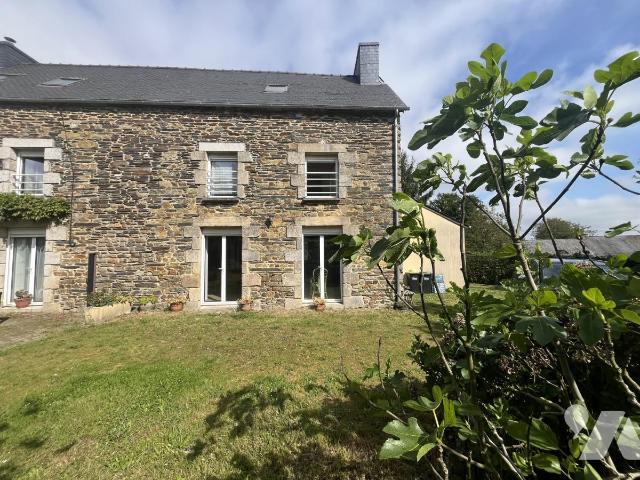 Maison 5 pièces 107 m² · à Loyat · 107 m² · 172 000 €