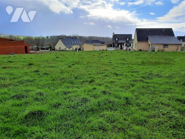 Terrain 1165 m² · à Loyat · 1 165 m² · 37 800 €
